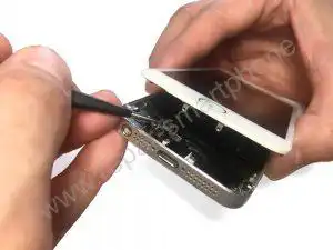 Retirer la plaque de maintien de l'écran 1 Debrancher le bouton home 2