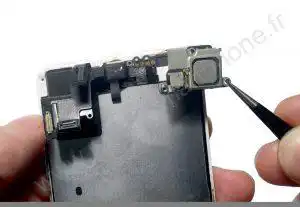 Retrait de l'ecouteur iPhone 5S SE 5 Retrait de l'ecouteur iPhone 5S SE 5