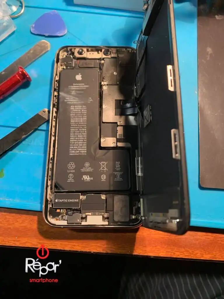 remettre les vis manquantes ou melangees dans l ordre sur iphone img4